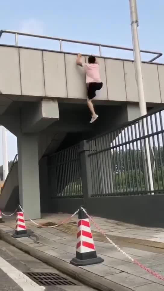 科技破壁新篇章，重磅推出最新翻墙技术，开启全新生活网络之旅！